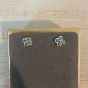 Gorgeous 925 Sterling Silver Green Moissanite Clover Earrings